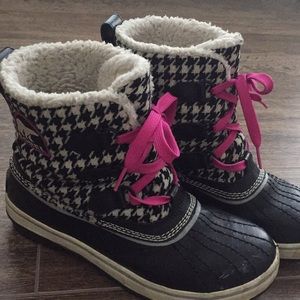 Sorel Waterproof Tivoli Houndstooth Boots Size 7.5